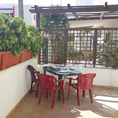 Baia Verde Via Robinie Apartment